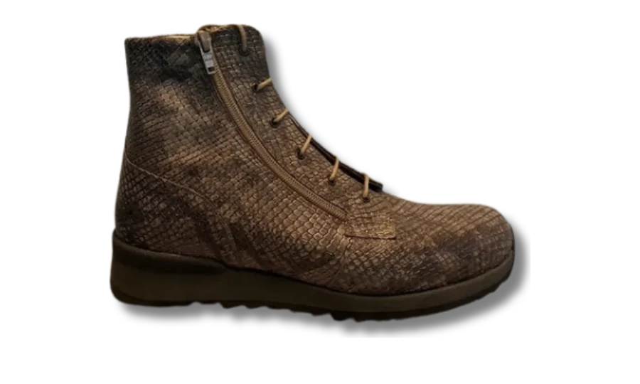 Handgefertigter orthopädischer Maßschuh aus der Werkstatt von progangart, Meisterbetrieb Achim Gaab in Mauer bei Heidelberg
